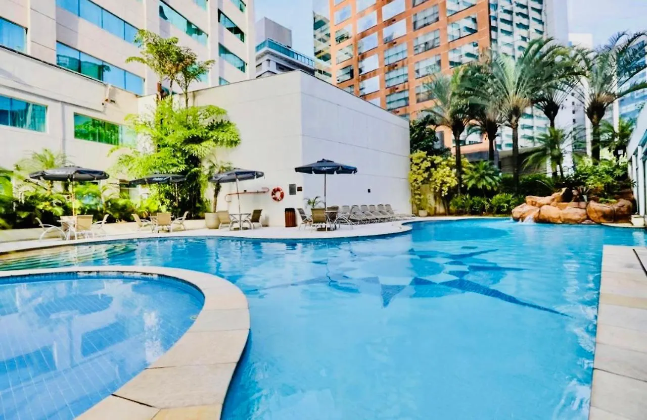 Vila Olimpia Suites Inside Radisson Hotel Sao Paulo